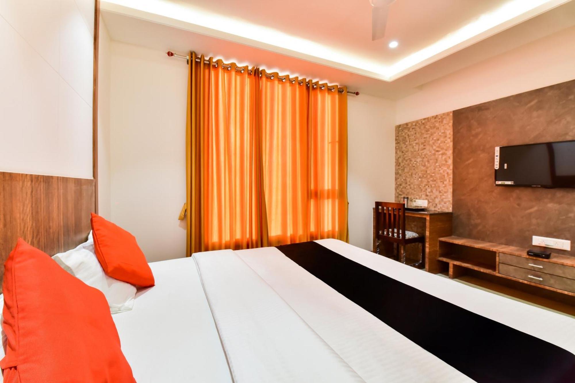 Capital O Maurya Inn Jodhpur  Extérieur photo